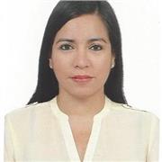 Docente de marketing, con experiencia en consultorías en marketing y gestión comercial